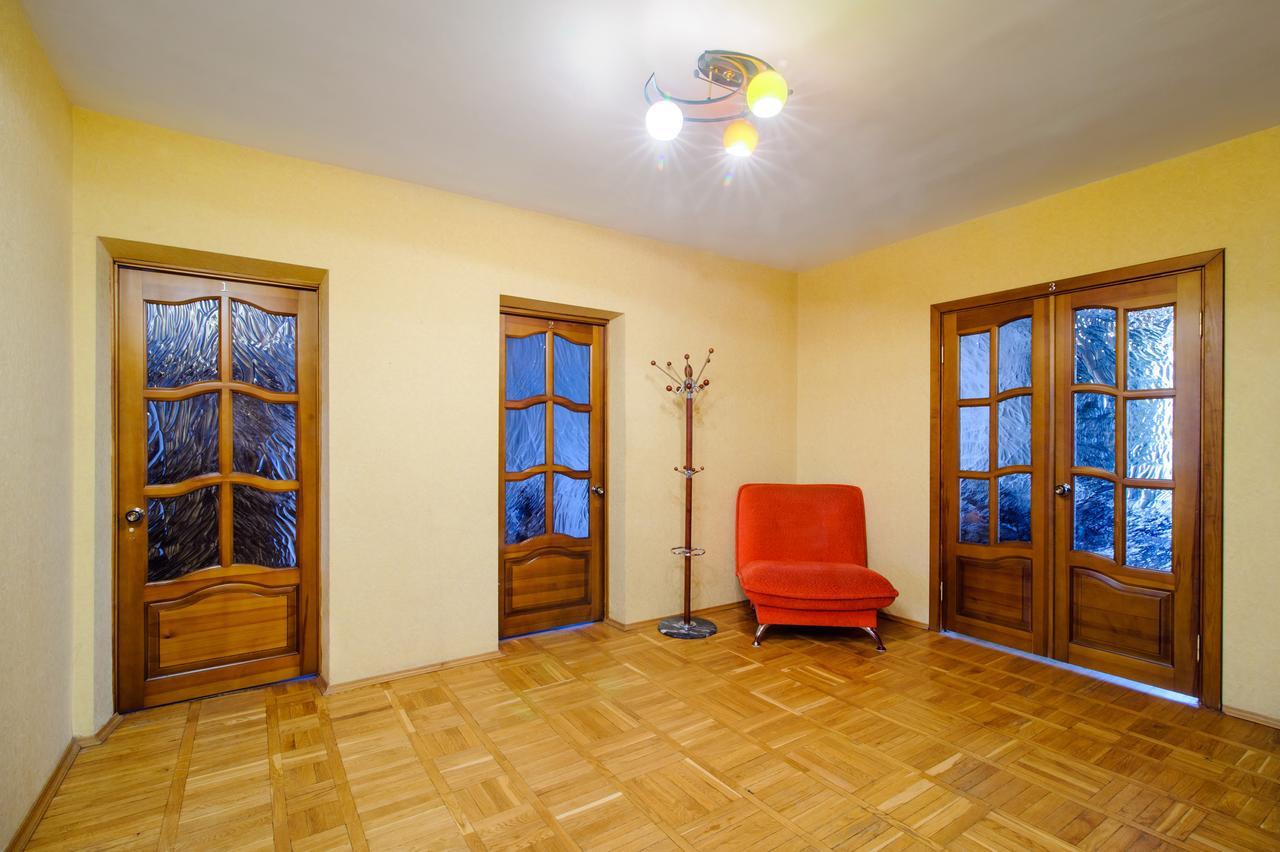 Rooms For Rent In The Mayakovskogo Minsk Exteriör bild