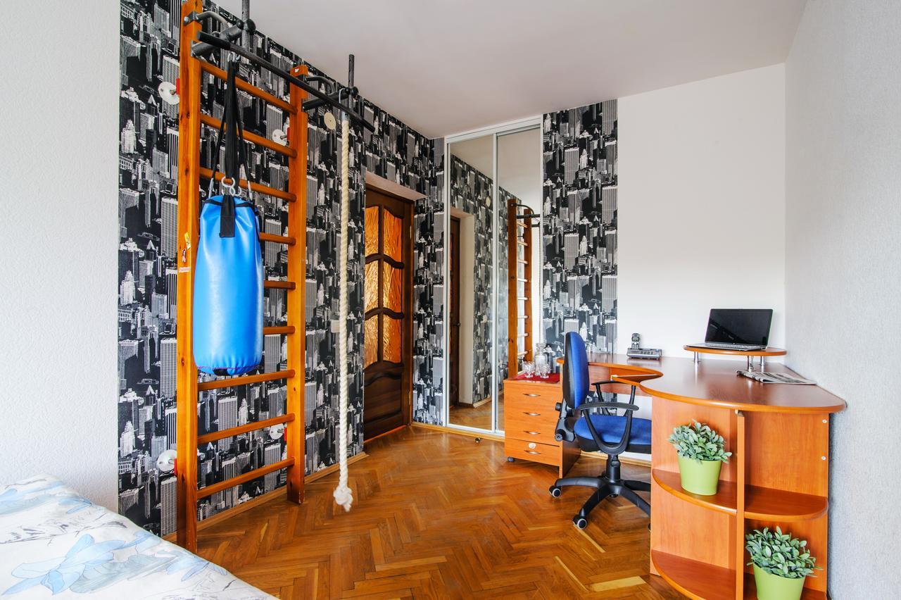Rooms For Rent In The Mayakovskogo Minsk Exteriör bild